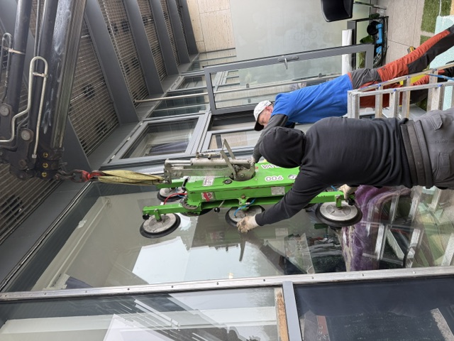 About Carshalton Glazing